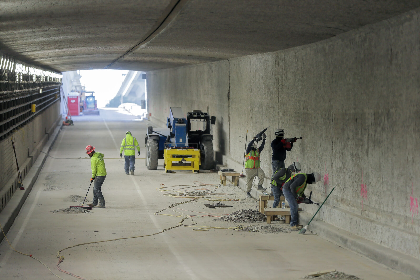 Harvey Tunnel closed